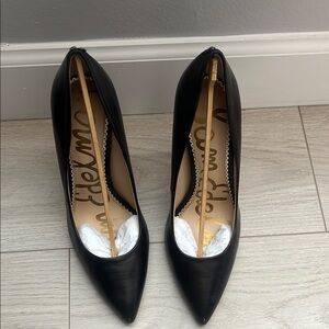 Sam Edelman Black Pointed Toe Heels